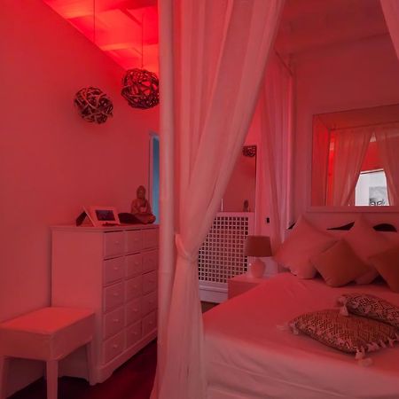 Апартаменти Honey Navona Deluxe Рим Екстер'єр фото