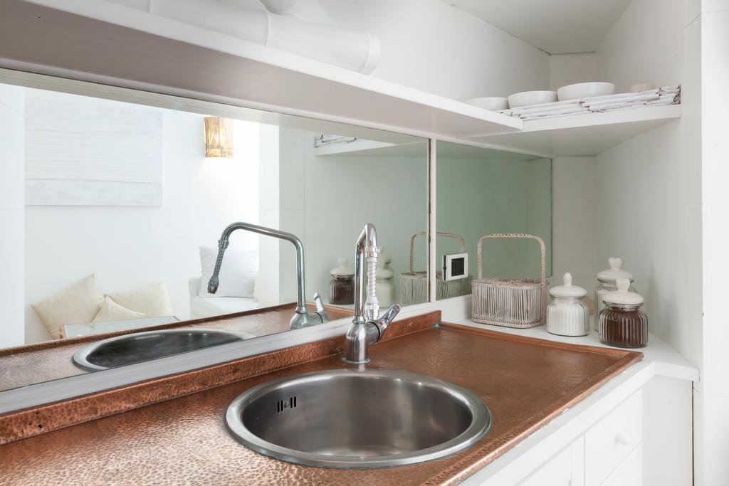 Апартаменти Honey Navona Deluxe Рим Номер фото