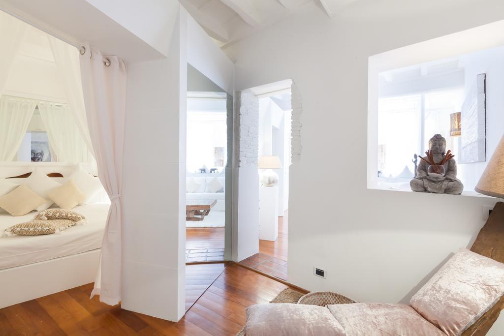 Апартаменти Honey Navona Deluxe Рим Номер фото